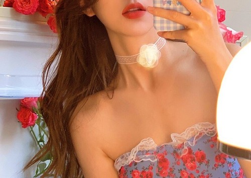 White rose lace choker - rose,