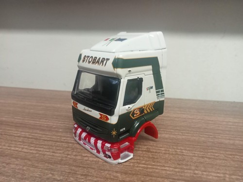 Corgi modern truck - corgi,
