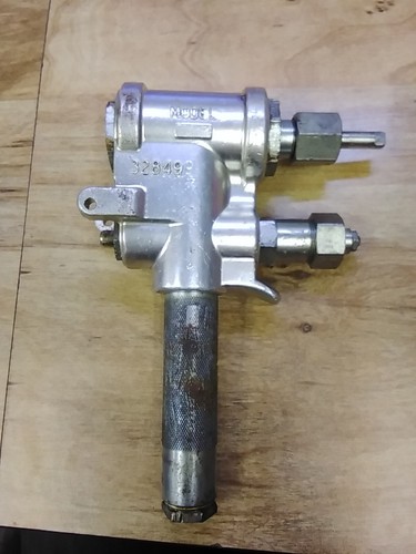 Alemite grease gun - alemite,