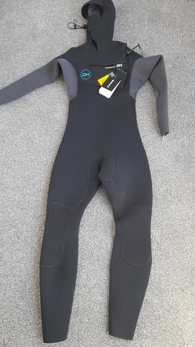 Bnwt dakine men quantum - men's,