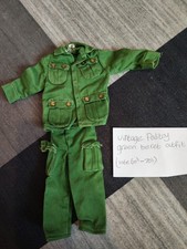 Action man green - beret, uniform