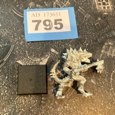 GW Warhammer Fantasy Lizardmen Kroxigor with club Metal OOP