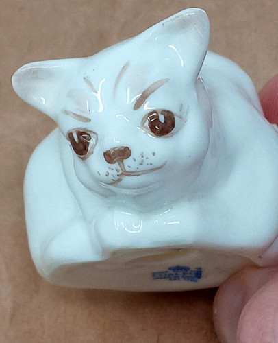 Coalport bone china cat - china,