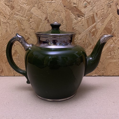 Vintage green silver lustre - &,