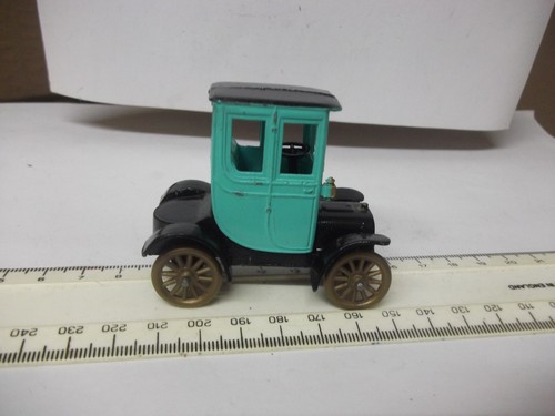 Prewar tootsietoy cadillac - prewar,