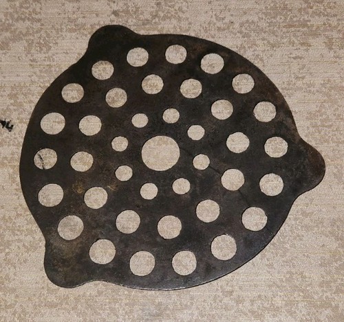 Vtg cast iron trivet old - old, wood