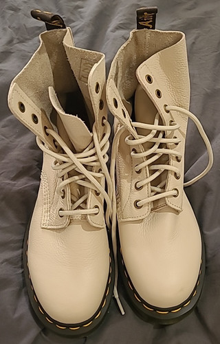 Light tan doc martens - martens, wait