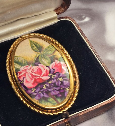 Vintage brooch gold - brooch, tone
