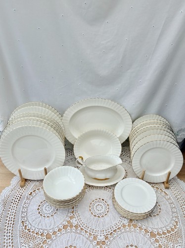 Vintage royal albert val - vintage,