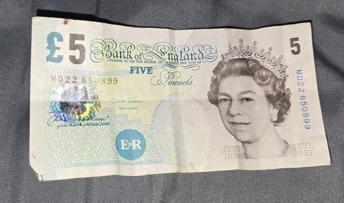 Circulated old five pound note - old,