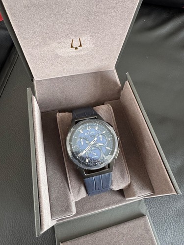 Bulova precisionist - bulova,