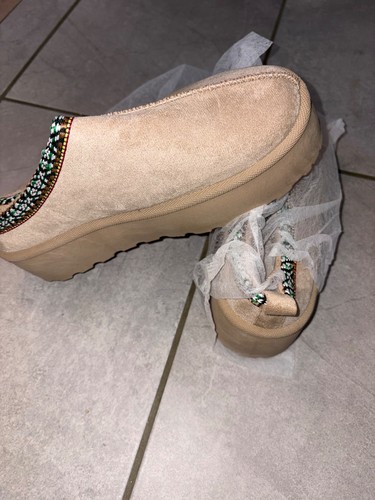 Comfy shows slippers brand - slippers,