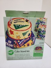 WILTON Sports Cake Stand Kit