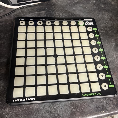 Novation launchpad mk1 - launchpad,