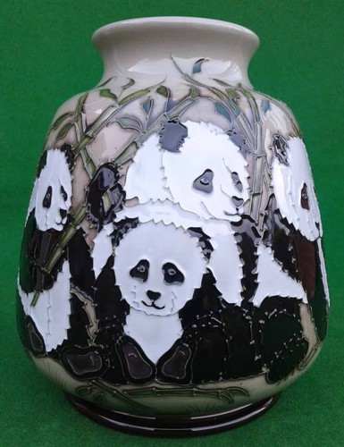 Moorcroft the family - the,