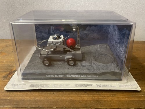 Moon buggy 31 007 james - 007,