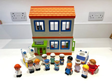 ELC Happyland Hospital, Staff