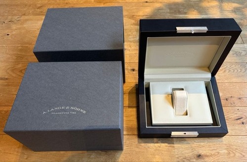 Lange sohne watch box - &,