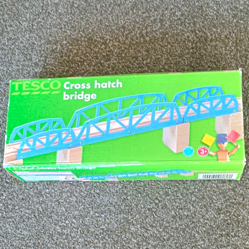 Tesco cross hatch - cross, bridge