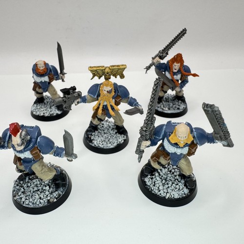 Space wolves scouts - wolves, plastic
