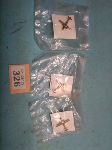 Aeroplane pin badge - pin,