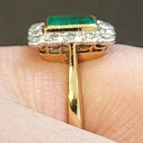 Bradleys 18ct yellow gold - yellow,