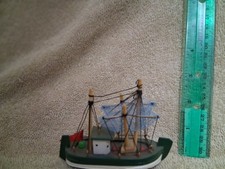 Vtg miniature fishing boat 3" wooden model (b14)mancave shop boat lover's