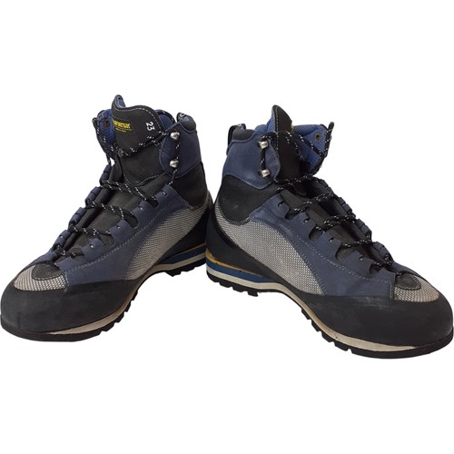 Sportiva climbing boots - la,