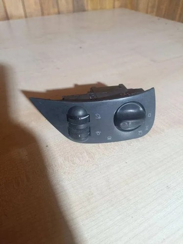 Seat arosa headlight switch - seat,