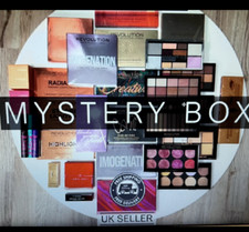 MAKE UP BUNDLE SKINCARE EYESHADOW PALETTE JOBLOT MAKEUP CHRISTMAS GIFT 30 ITEMS