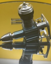 Cox Custom Speed Bee 049 Glow Performance Model Airplane Engine Valentine USA