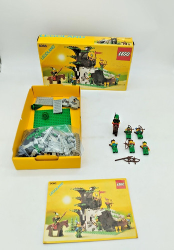 Lego 6066 camouflaged outpost - lego,