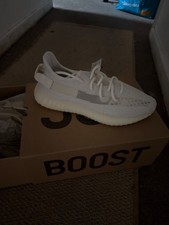 adidas Yeezy Boost 350 V2