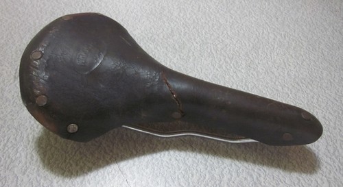 Wrights leather bicycle saddle