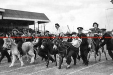 F007178 NFS Girls UK 1943 WW2