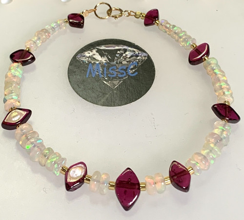 9ct gold rhodolite garnet - gold,