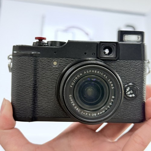 Fujifilm x10 12mp digital - fujifilm,
