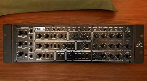 Behringer pro analog synth - behringer,