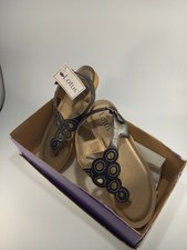 Lotus Flat Sandals Size 7/38