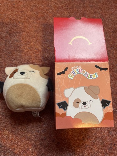 Brock the bulldog - -halloween,