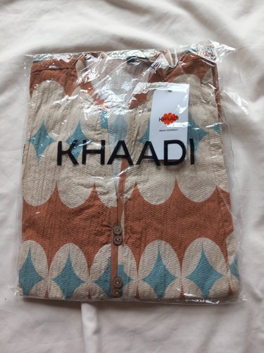 Khaadi sleeveless kurta size - sleeveless,