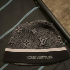 Louis Vuitton Logo Print