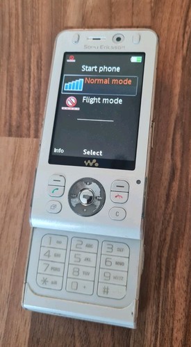 Sony ericsson walkman w910i - ,