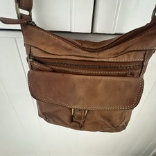 BOLLA LADIES Leather Cross Body /shoulder Bag