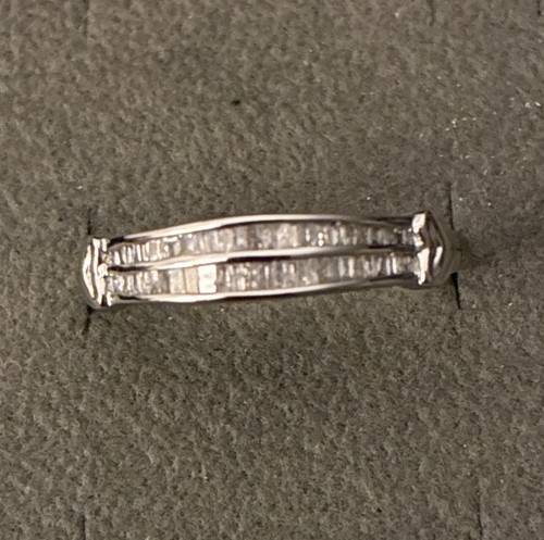 25cts certified diamond 10k - certified,