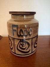 Vintage Wellhouse Pottery