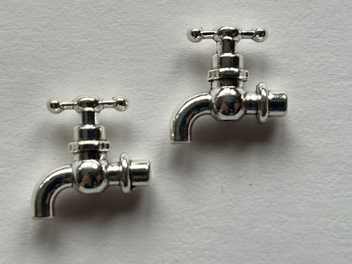 Dolls house sink - dolls, pair