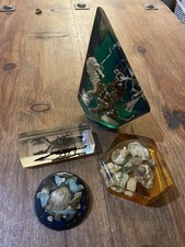 COLLECTION OF 4 VINTAGE LUCITE
