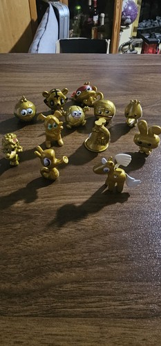 Gold moshi monsters bundle - gold,