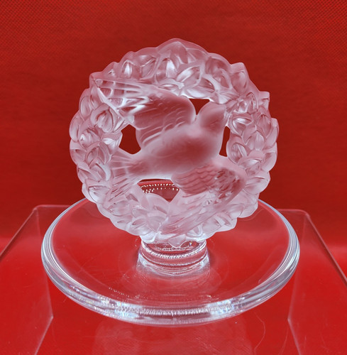 Lalique ring dish dove wreath - lalique,
